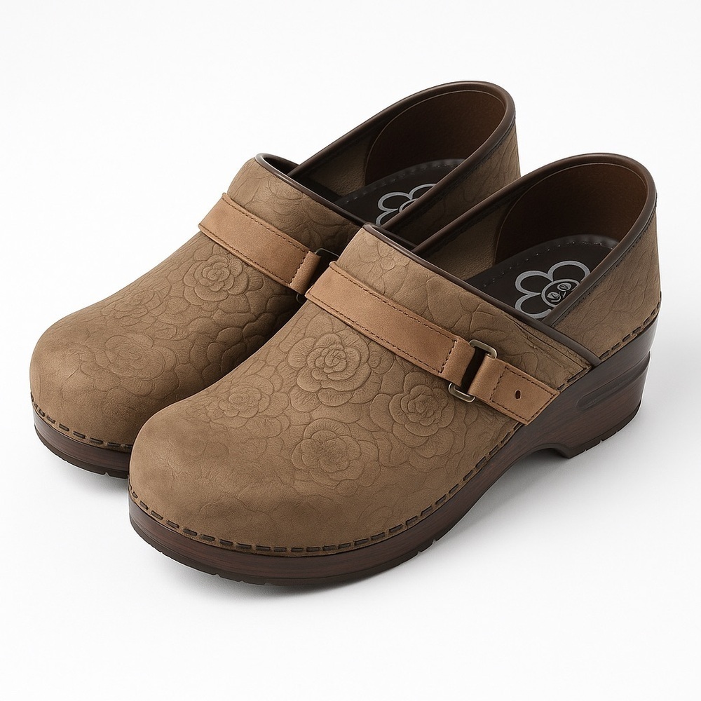 Sanita Floral Embossed Leather Clogs Brown Professional Mules EU 40 US 9